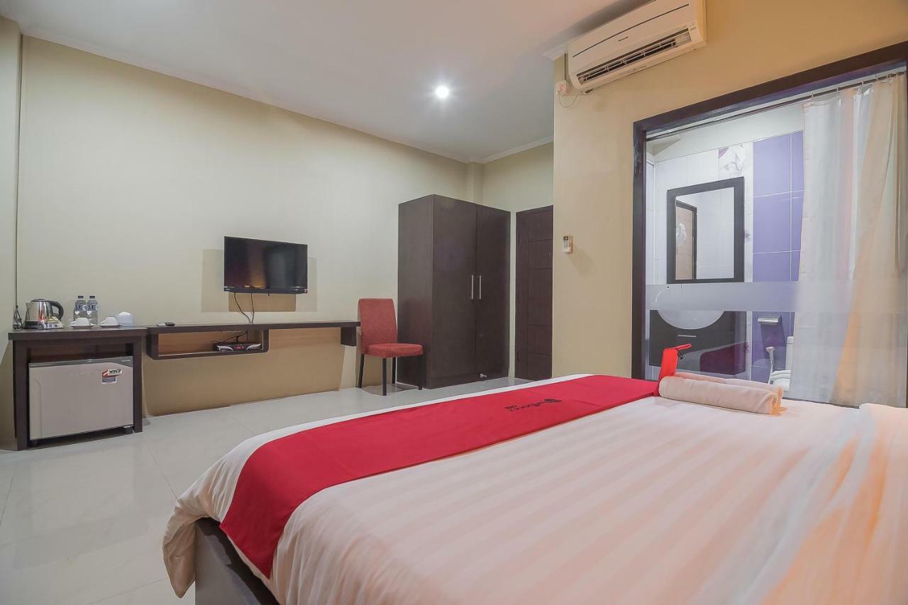 Reddoorz Plus @ Tanjung Pandan Belitung 2 Extérieur photo