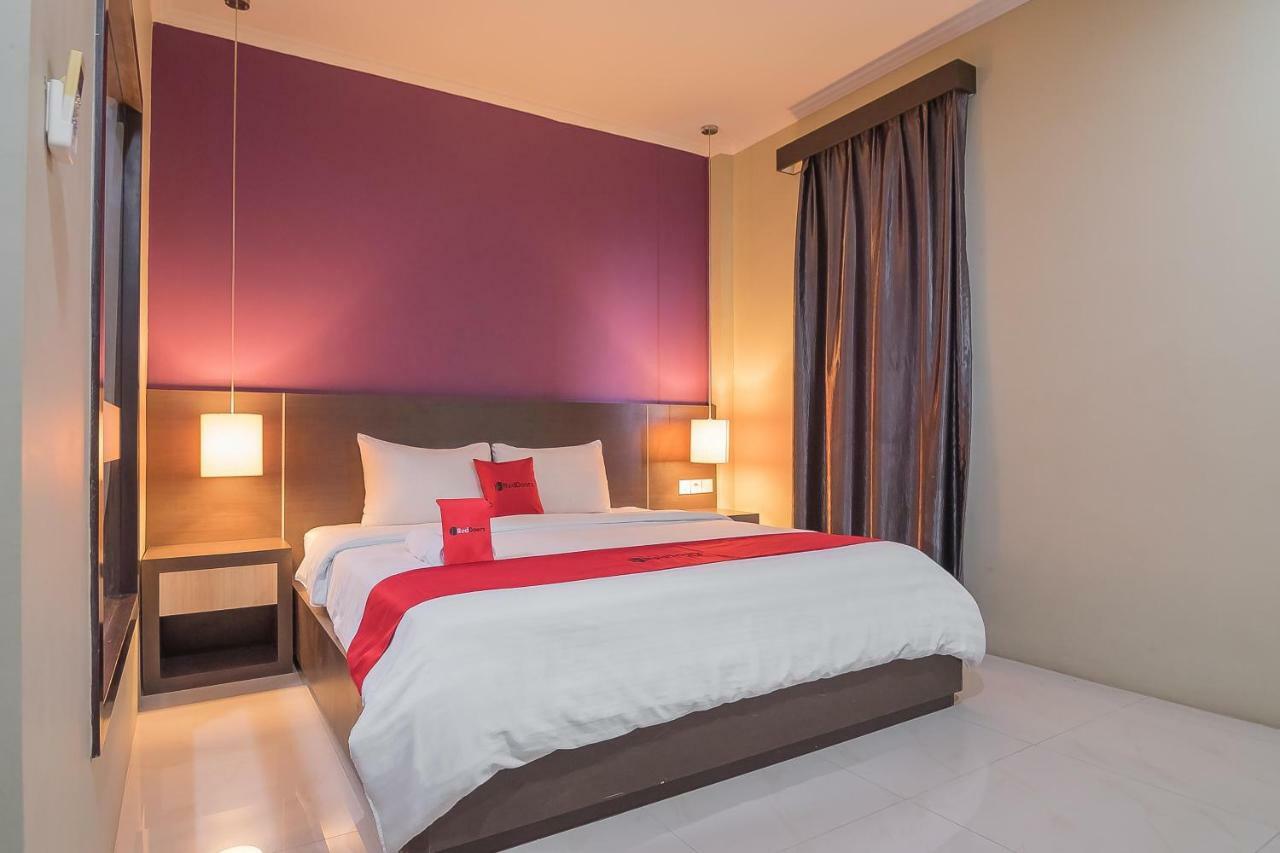 Reddoorz Plus @ Tanjung Pandan Belitung 2 Extérieur photo